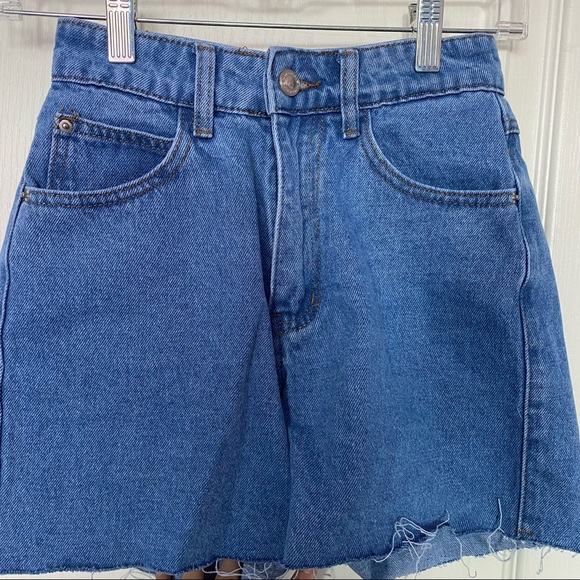 Denim shorts from Princess Polly - Picture 3 of 4